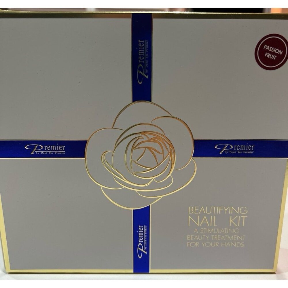 BEAUTIFYING NAIL KIT